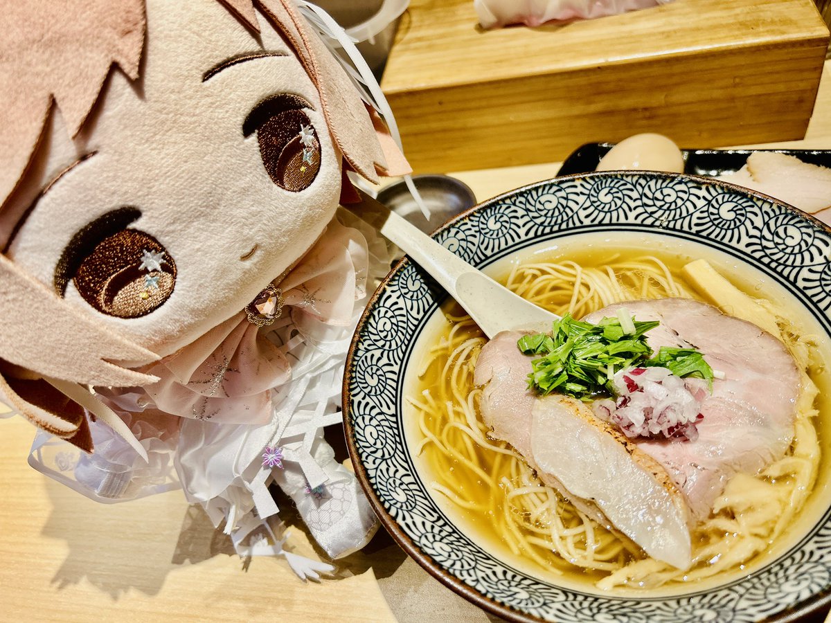 エクス tweet media