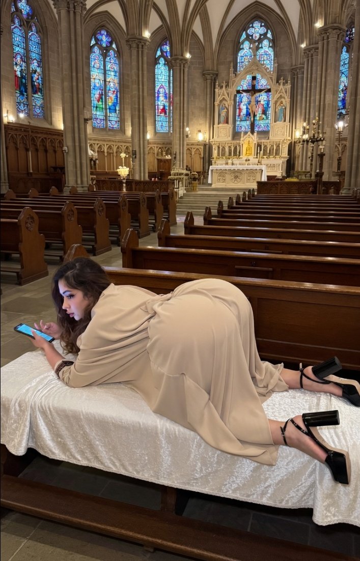 Favy🎀 tweet media