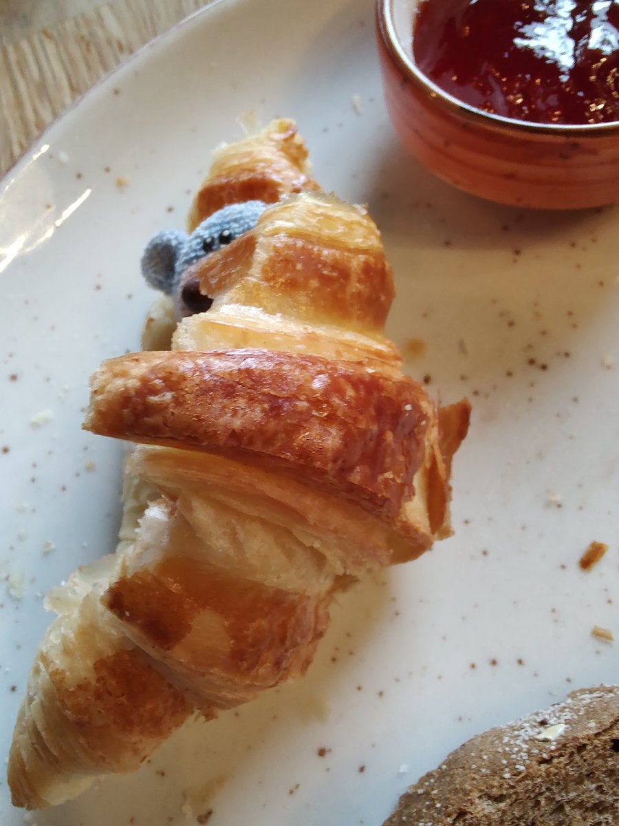 Eumenides Verrat tweet media