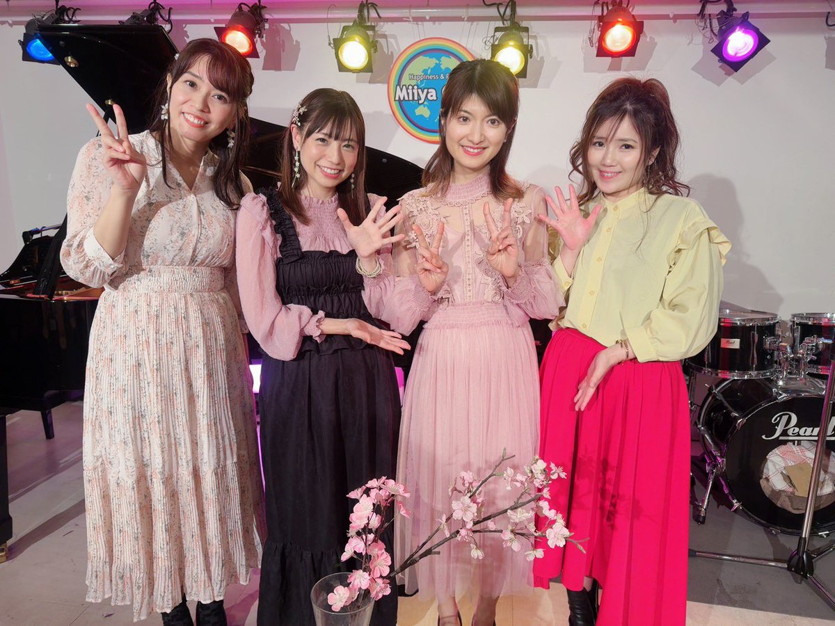 上保美香子　ミニアルバムfeel発売🎀🌏 tweet media