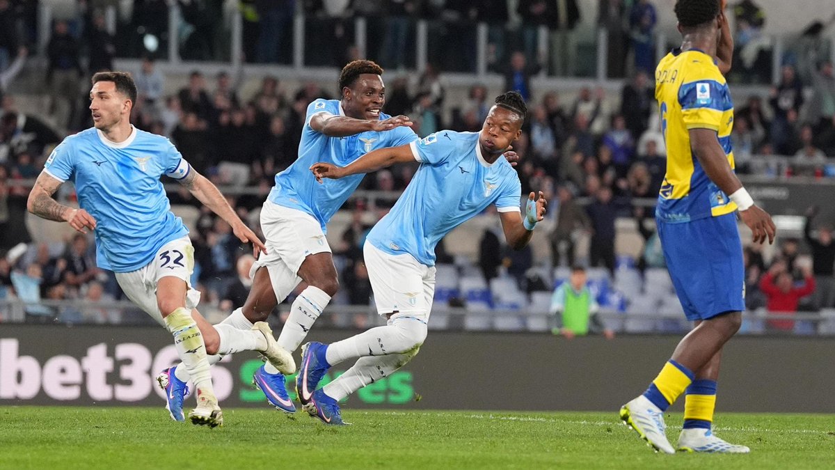 Repubblica Roma tweet media