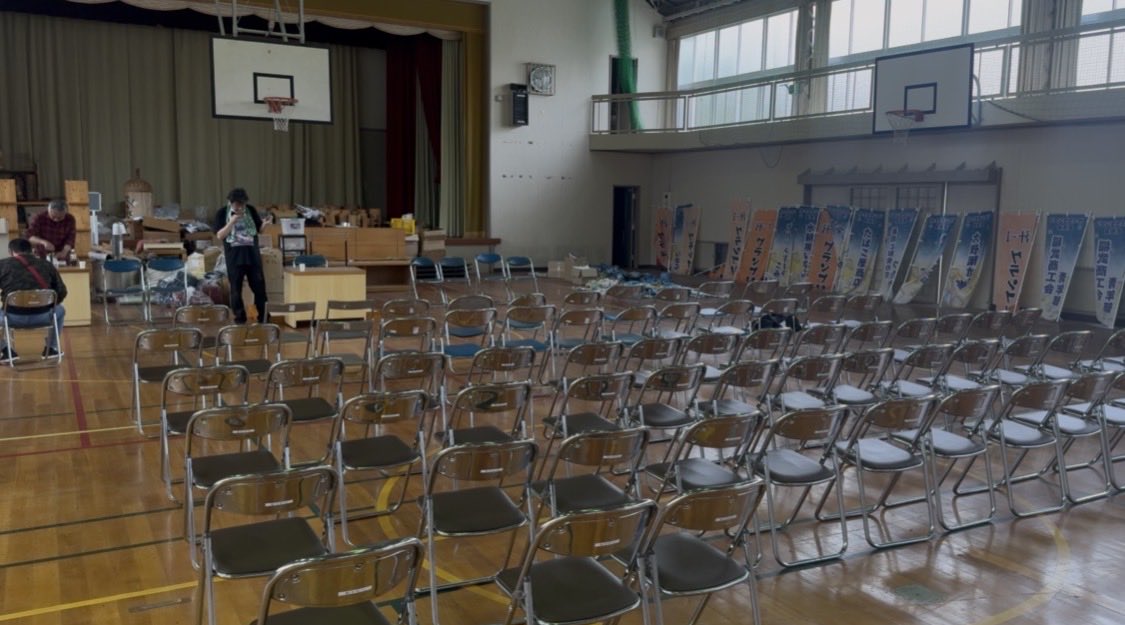 ４L 趣味の部屋 tweet media