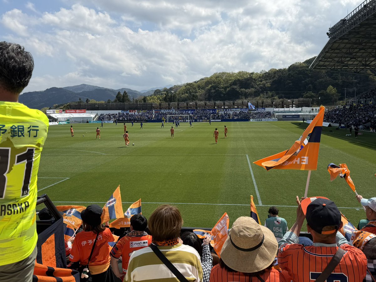 Slumpnida tweet media