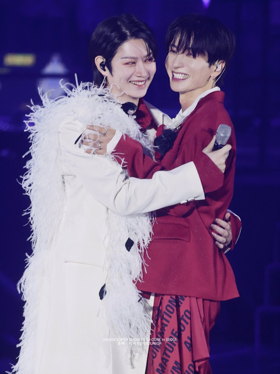 준여♡ tweet media