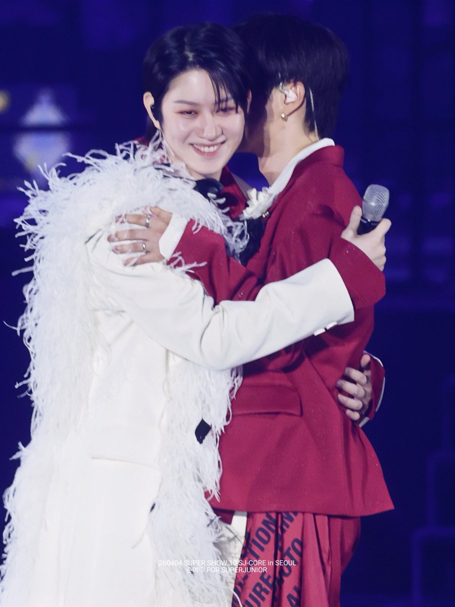 준여♡ tweet media