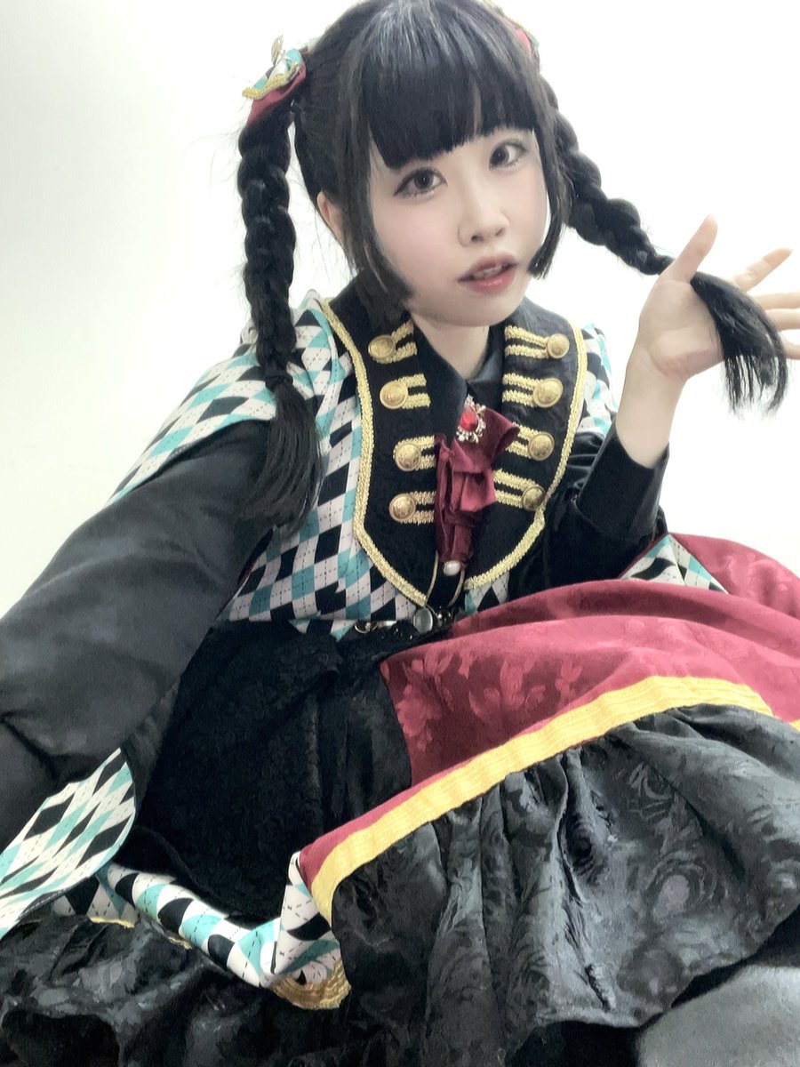 響紀 ネイロ【Hellzapoppin'】 tweet media