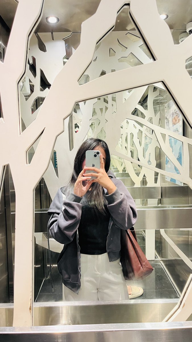 include tanggal 6 besok di surabaya ya di pusat, ayok yg mau isi masih ada slot smpe jam 9 malem ya!