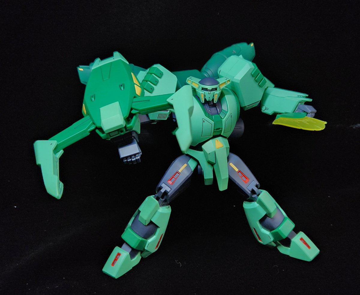 REDFRAMEP02's tweet photo. #ガンプラ
#HGUC 
HGUC ボリノーク・サマーン完成しました。
今回はスミ入れとウェザリングマスターを使用して成型色仕上げで製作しました。
ウェザリングマスターでの僅かな色感の違いを表現するための練習に試してみた。 https://t.co/rsEwng5pzu