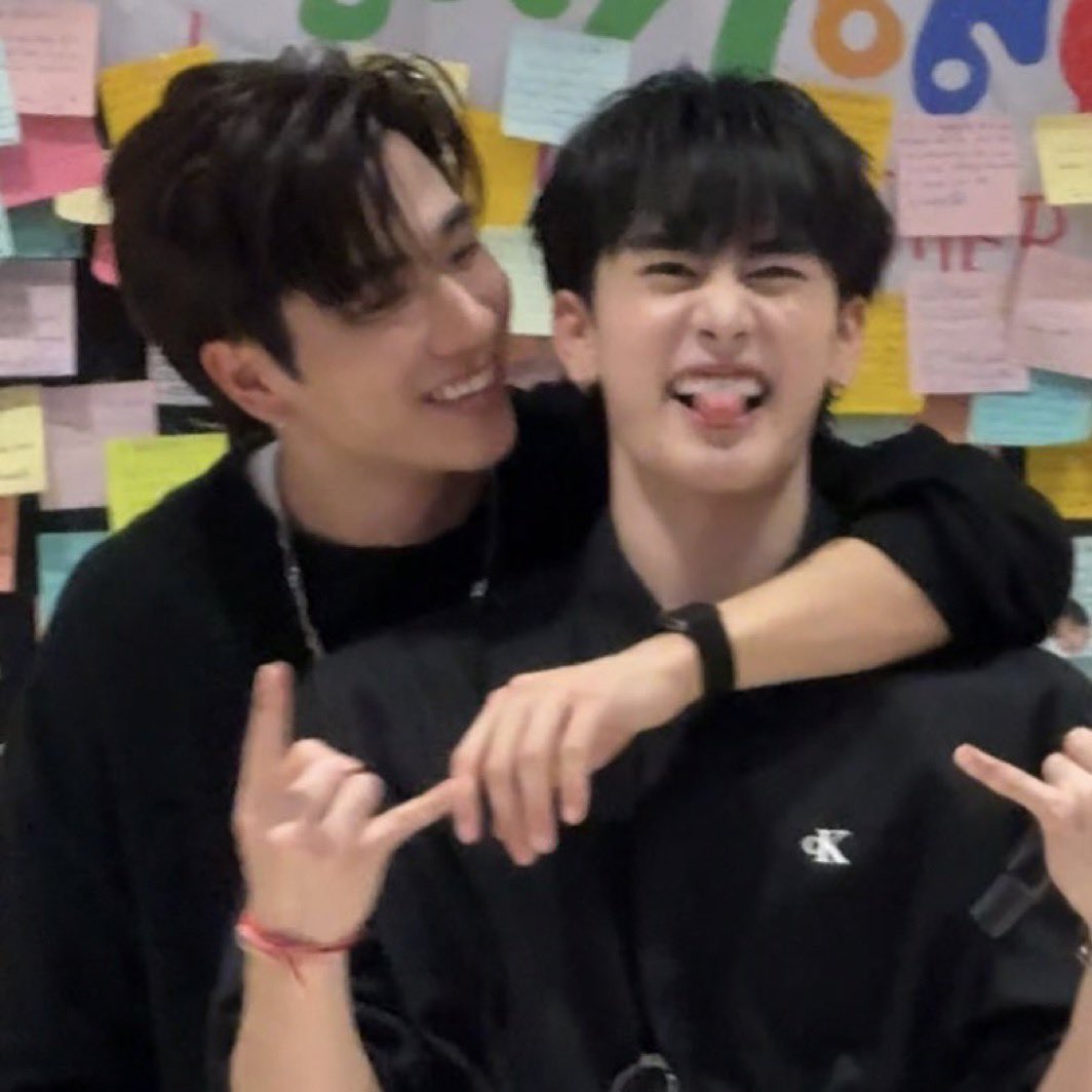 fall 🍂 tweet media