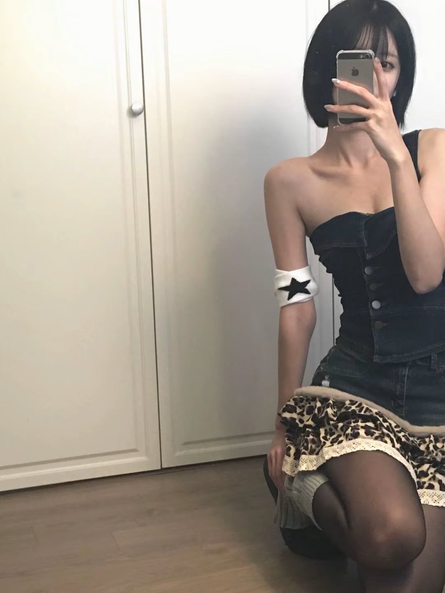 𝓲𝔁𝓮 tweet media