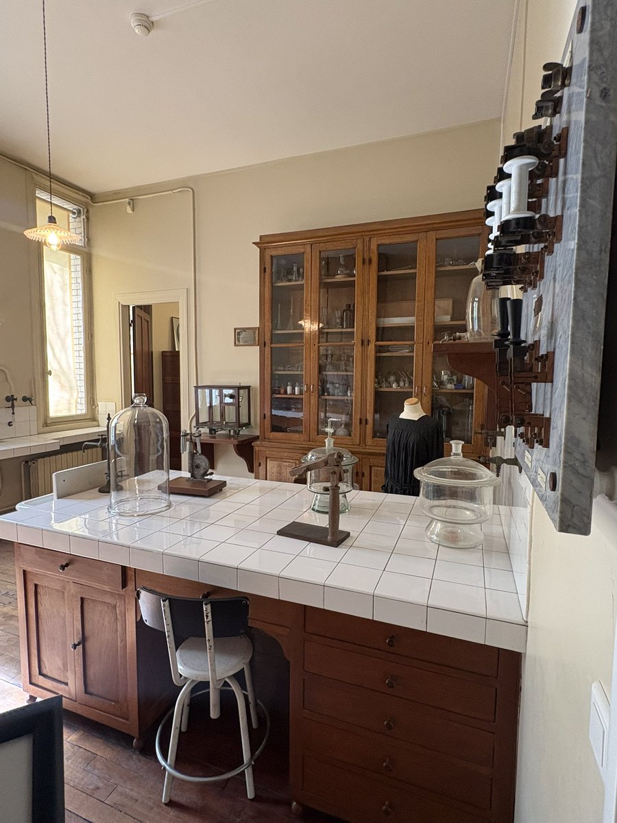 bremecrulee tweet media