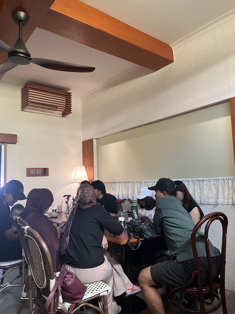 delicious tweet media