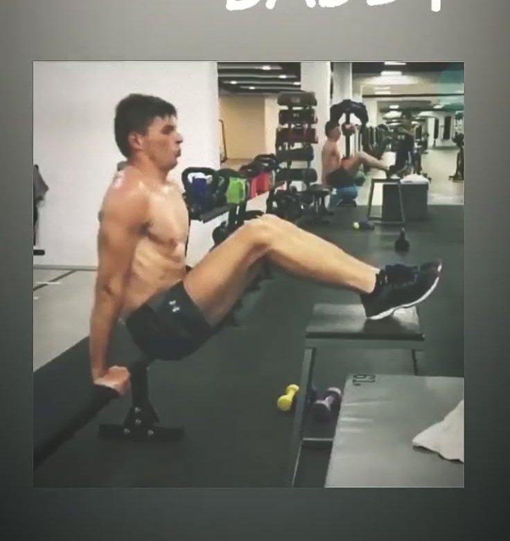 Laura 🦋 tweet media