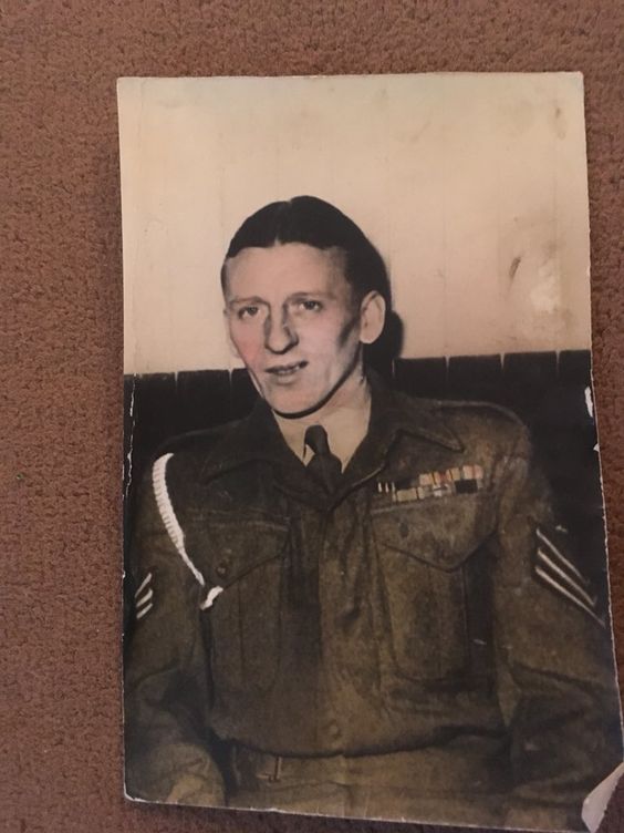 Del Strain Comedian tweet media