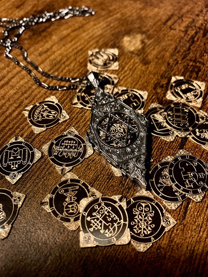 不思議かわいい雑貨店 アランデル tweet media