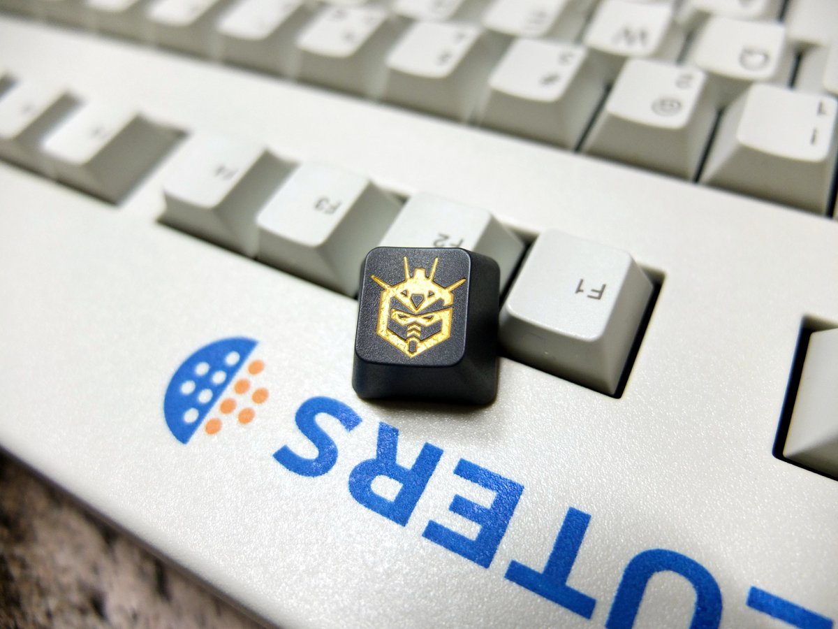 Ruseupi's tweet photo. GundamInfo Channel (自作キーキャップ, Inlay)
Keyboard: CHERRY G80-3234LPMEU (REUTERS)
Switch: CHERRY MX with tactile feel (Clear)
Keycap: CHERRY Original PBT (Thin, Laser Etched)
#KEEB_PD #KEEB_PD_R296 https://t.co/OxpdrQZcD6