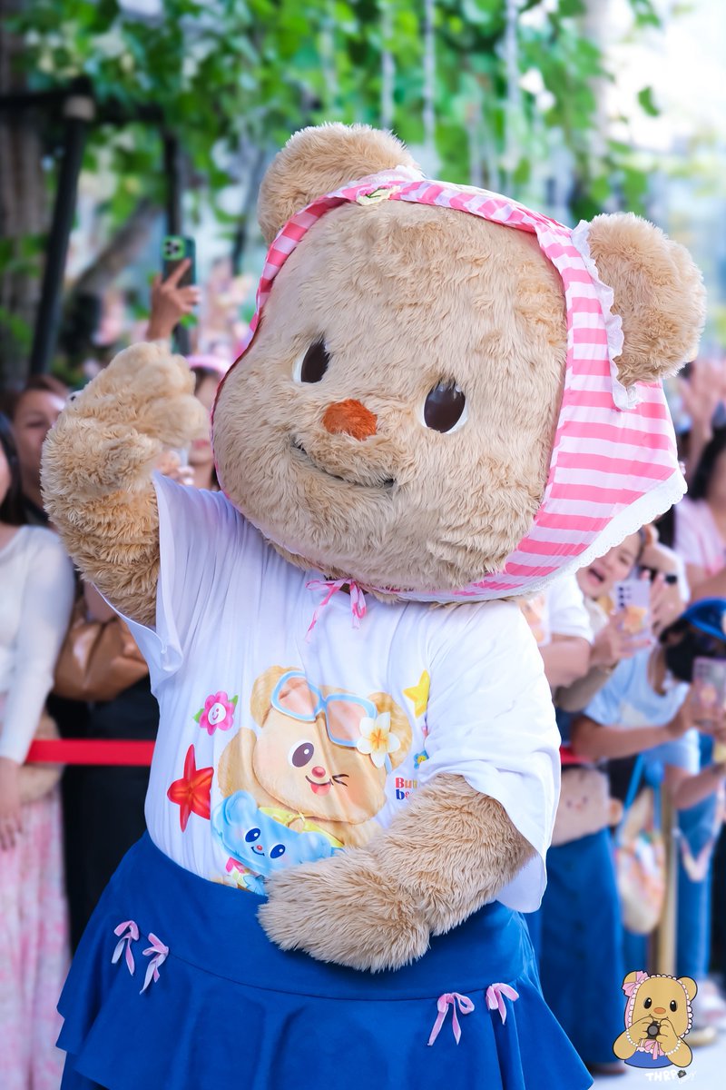 THRP (slow) Number One Vampirehollie🧛🏻♂️🧸🤍 tweet media