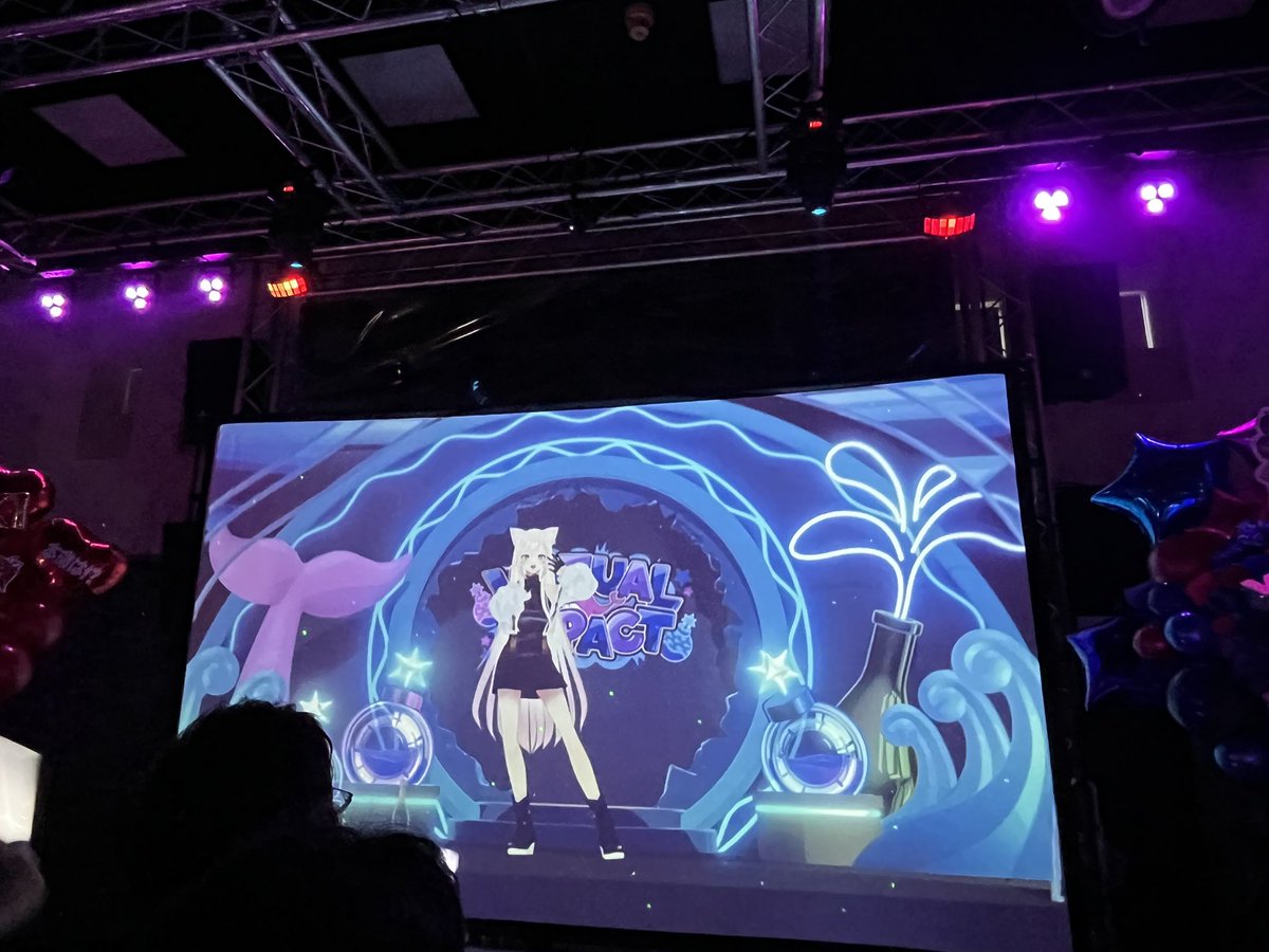 ともち tweet media