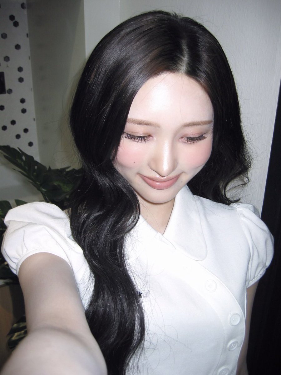 ive pics tweet media