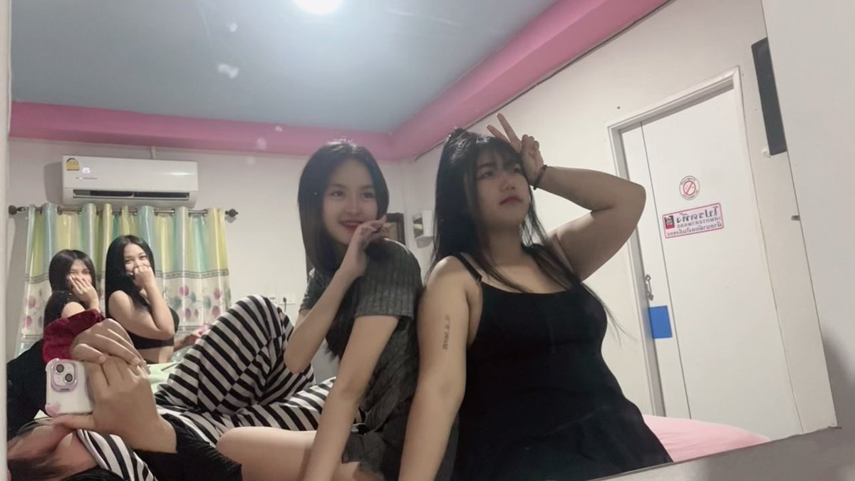 CHATPAER's tweet photo. โสดหมดตี้ 🤣#บ้านไผ่ #ขอนแก่น https://t.co/9WH9qBCojZ