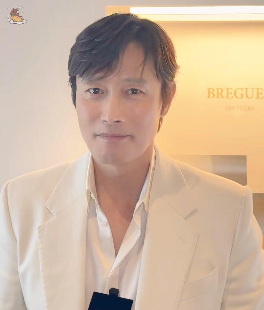 SOC-IE 💛 ˚☽˚.⋆ tweet media