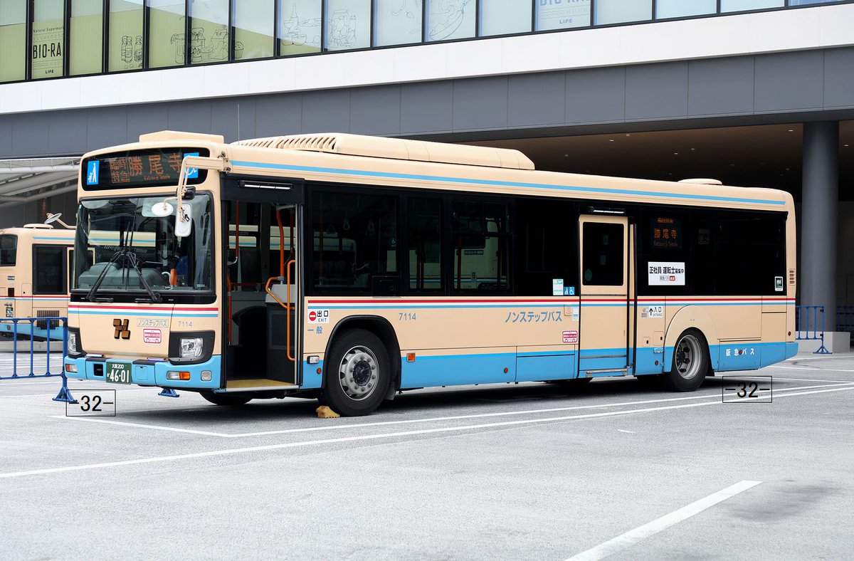 阪急 阪急バス Hankyu Bus 大阪200か4601 2PG-LV290Q2 7114 2018年式 臨時