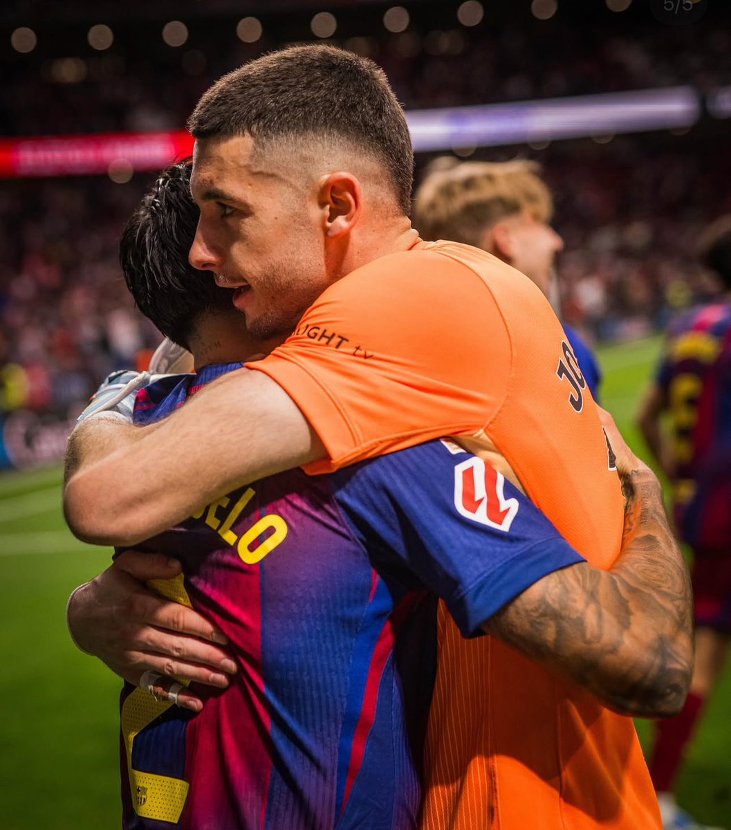 FCB World tweet media