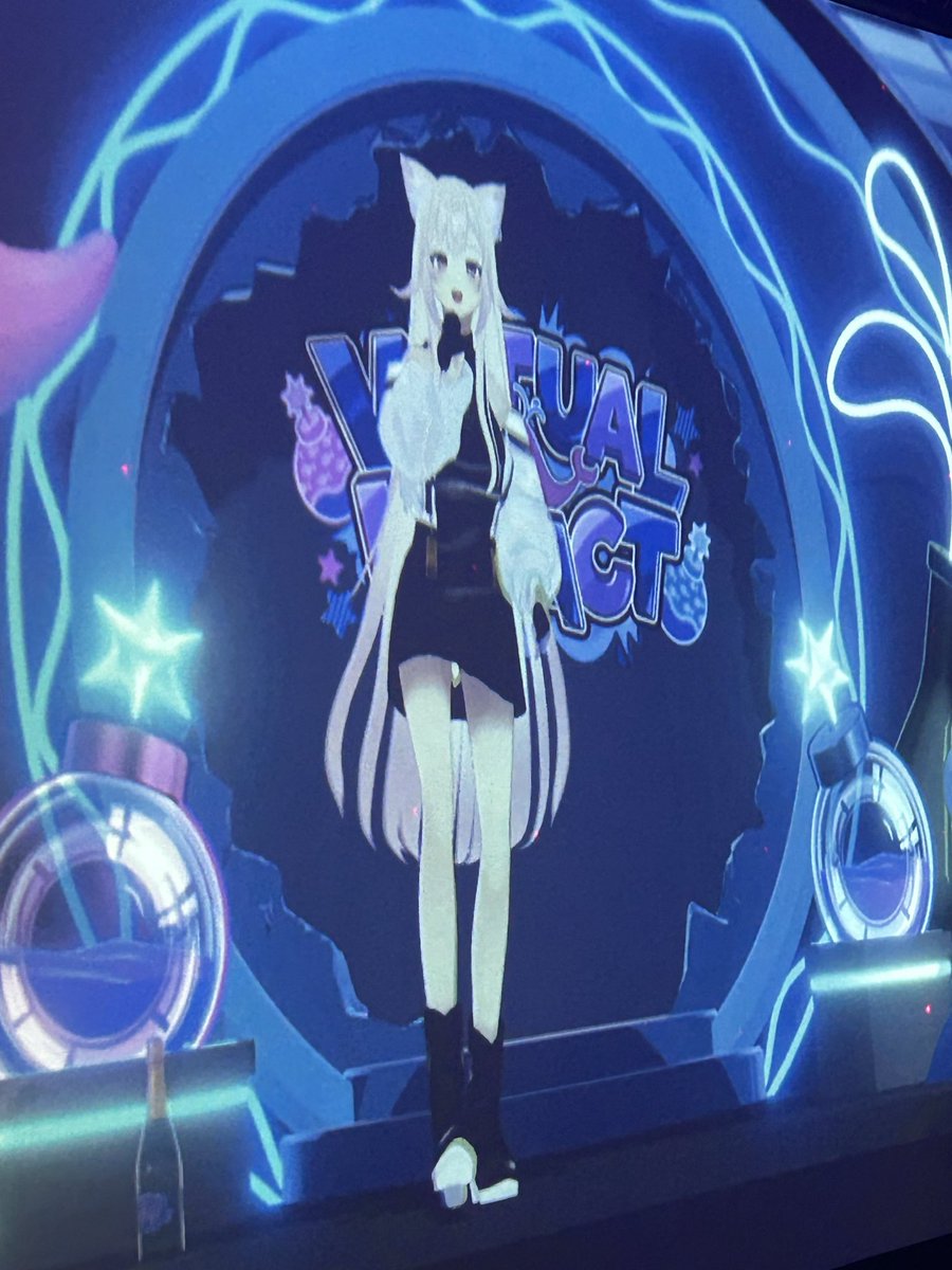 ーーーー tweet media