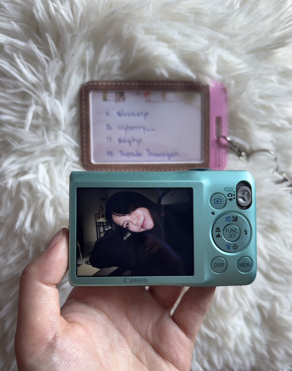 𝘭𝘪𝘭𝘺 tweet media