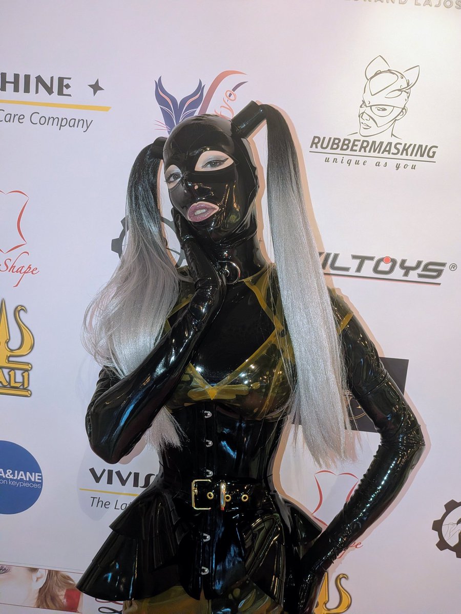 Rubberdolly Alex tweet media