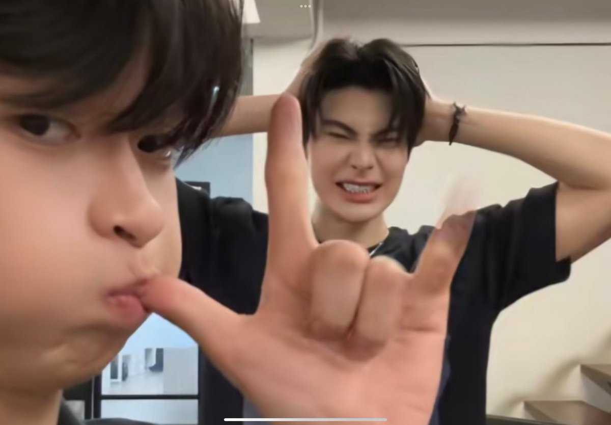 Han | Kementerian Theewave Tbk. tweet media