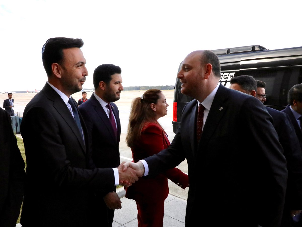 mustafatoklu07's tweet photo. Genel Başkan yardımcımız Sn. Ahmet Büyükgümüş’ü Antalya programları öncesi havaalanında karşıladık.
@abuyukgumus https://t.co/lgeyyRgTVw