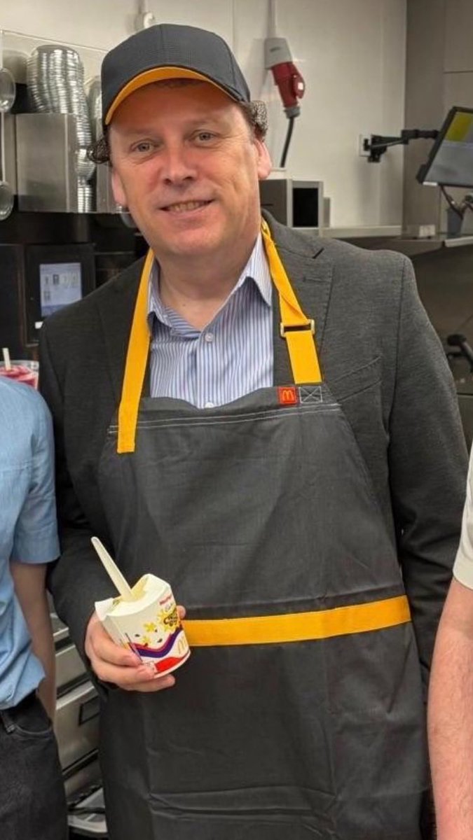 Boring Brothers tweet media