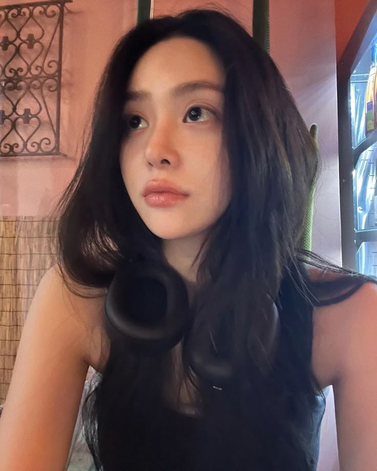 SUB โ MAURA tweet media