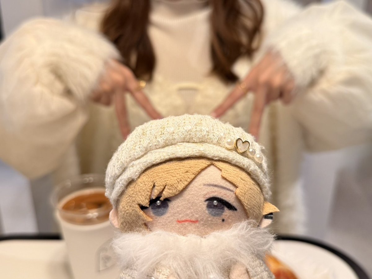 𝚖𝚘𝚎𝚌𝚘 ୨୧⋆* にじそ西1お-36 tweet media