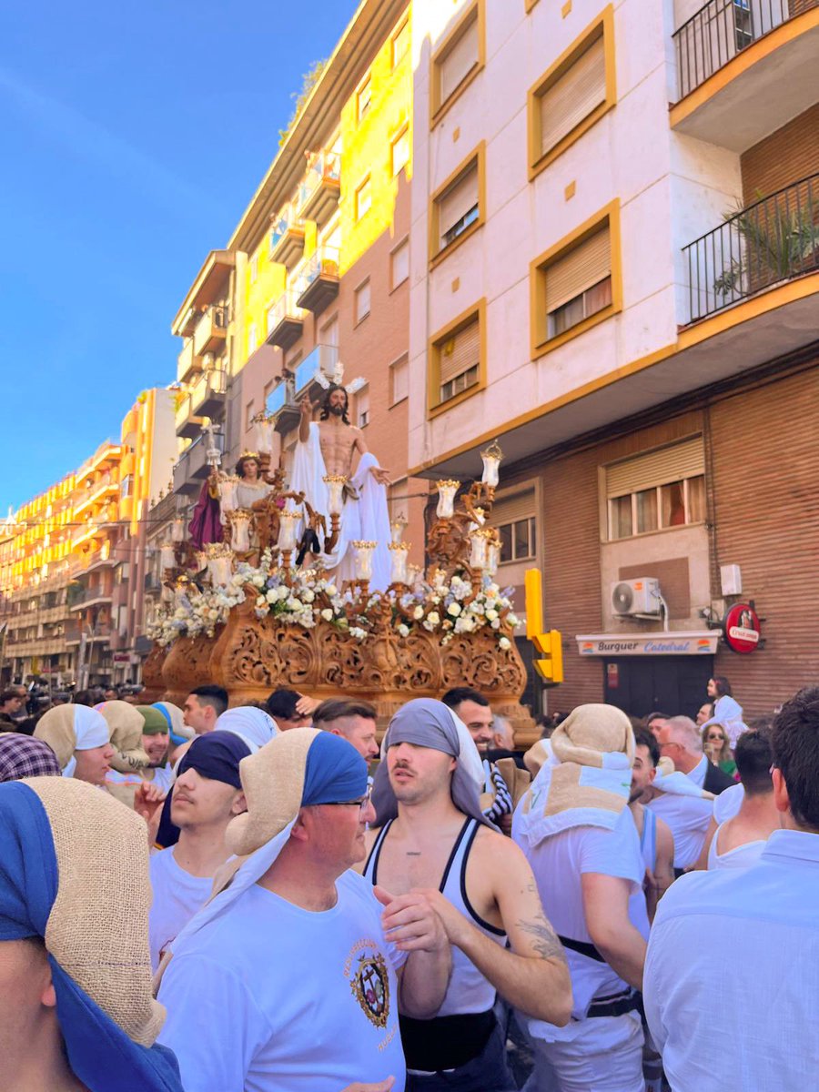 Llamadorhuelva's tweet image. En loor de multitud! #𝗥𝗲𝘀𝘂𝗰𝗶𝘁𝗮𝗱𝗼 

#𝗗𝗼𝗺𝗶𝗻𝗴𝗼𝗱𝗲𝗥𝗲𝘀𝘂𝗿𝗿𝗲𝗰𝗶ó𝗻 #𝙎𝙚𝙢𝙖𝙣𝙖𝙎𝙖𝙣𝙩𝙖💜