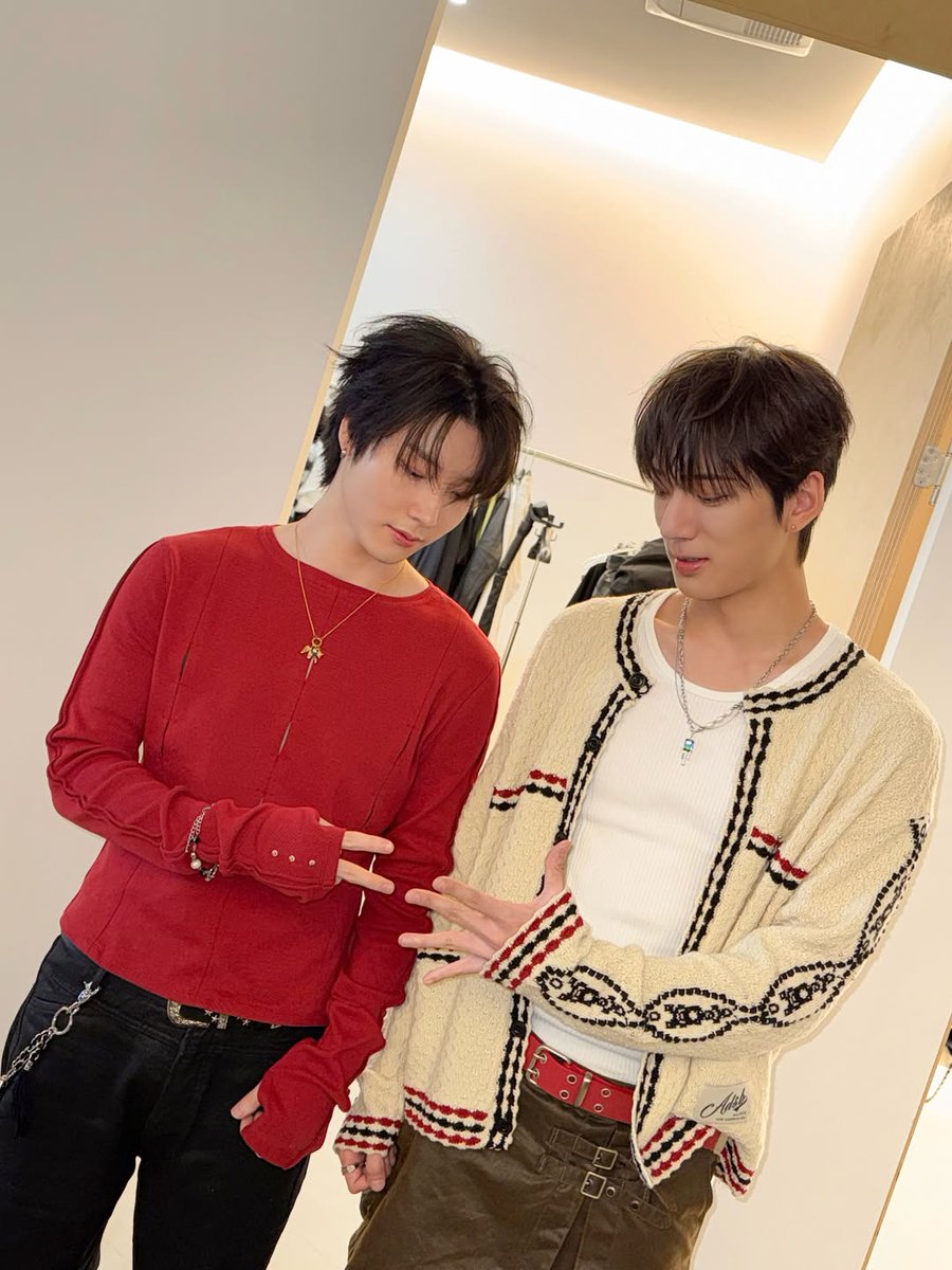 赤 prat kesekian 🌊 tweet media