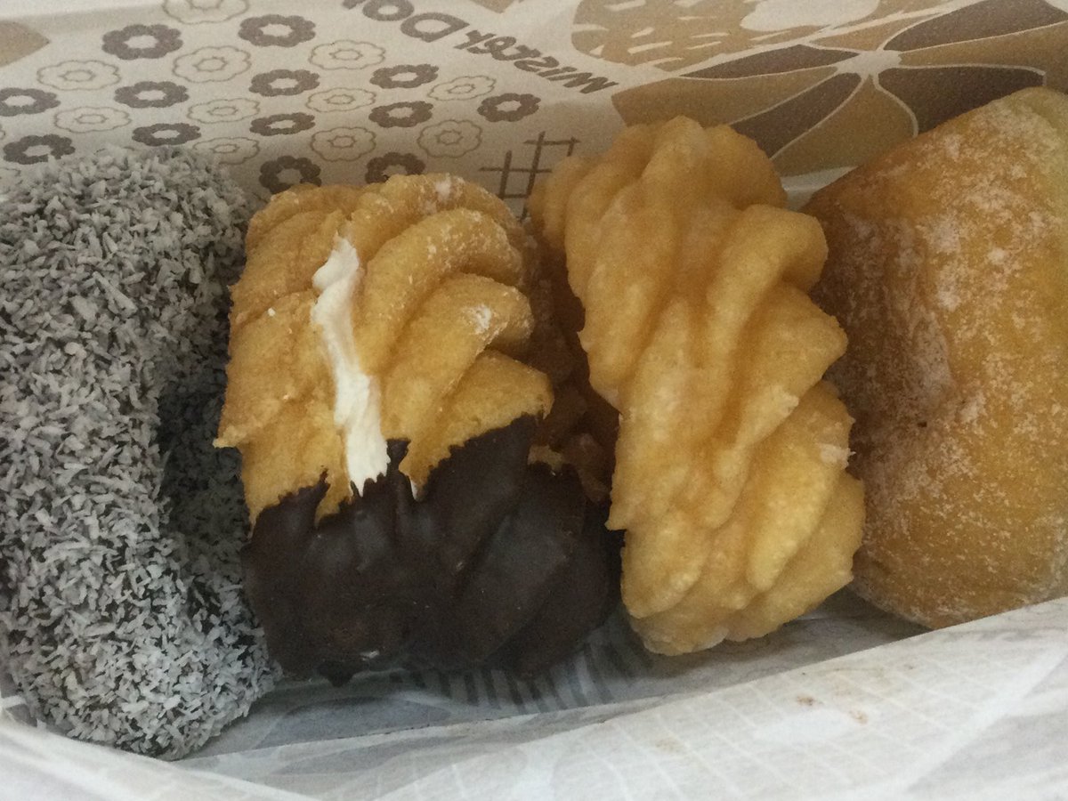 葉の上かえる tweet media