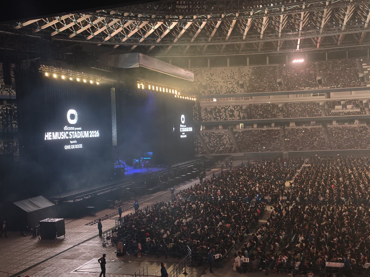 タケコプターだよ tweet media