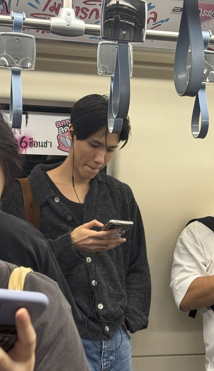 ࣪ ִֶָ☾. tweet media