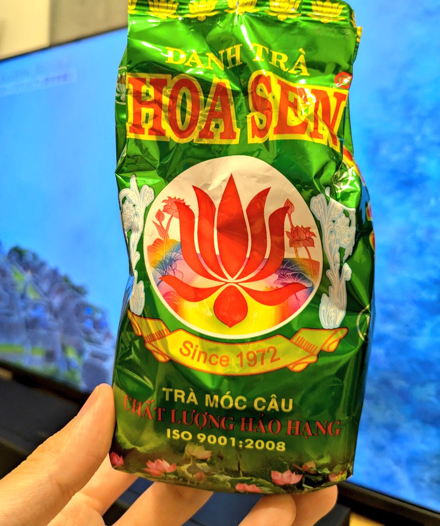 .｡oO(🪨) tweet media