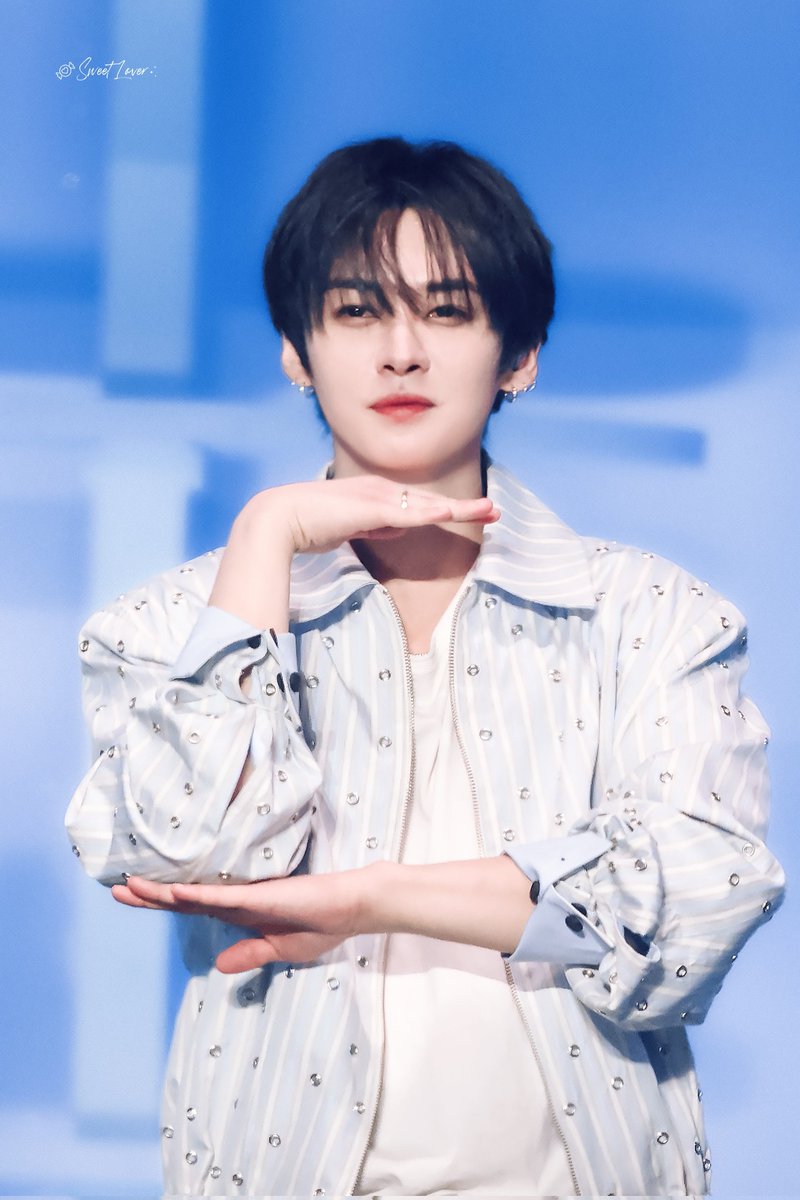 SweetLover_1025's tweet photo. 260405

#Straykids #스트레이키즈  
#Leeknow #리노 https://t.co/ef91Vlsl1M