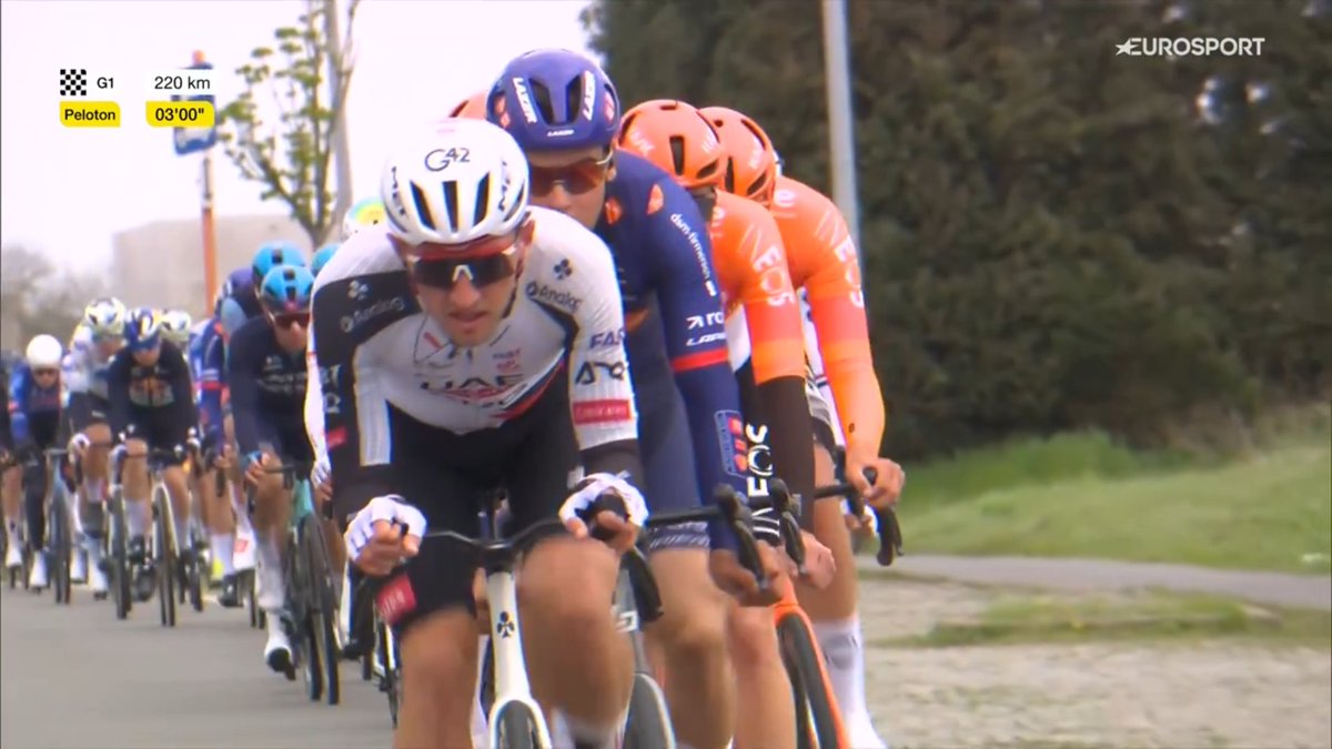 Le Gruppetto tweet media