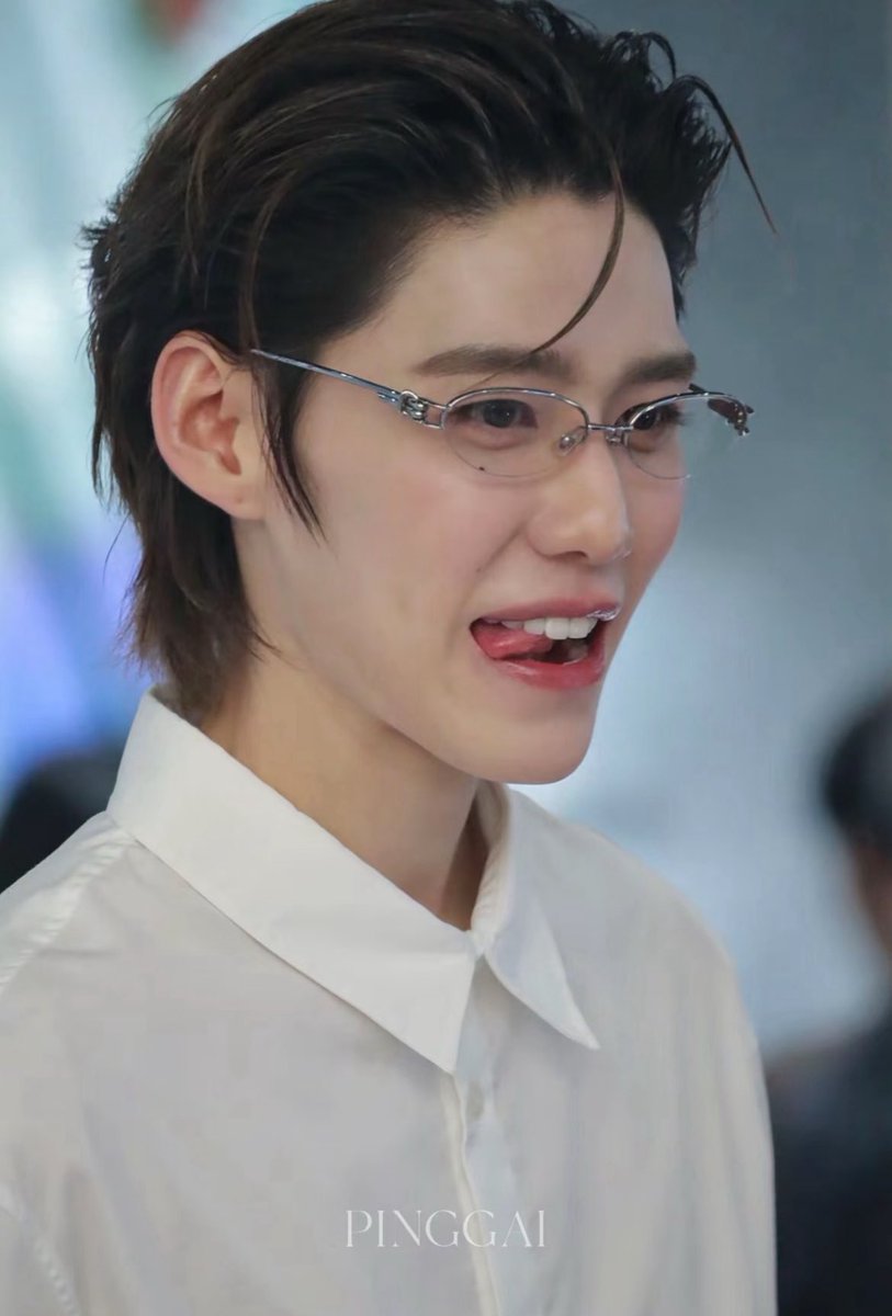 รูปนี้คือสวย หล่อ เซ็กซี่ เหมาหมดมาก😭