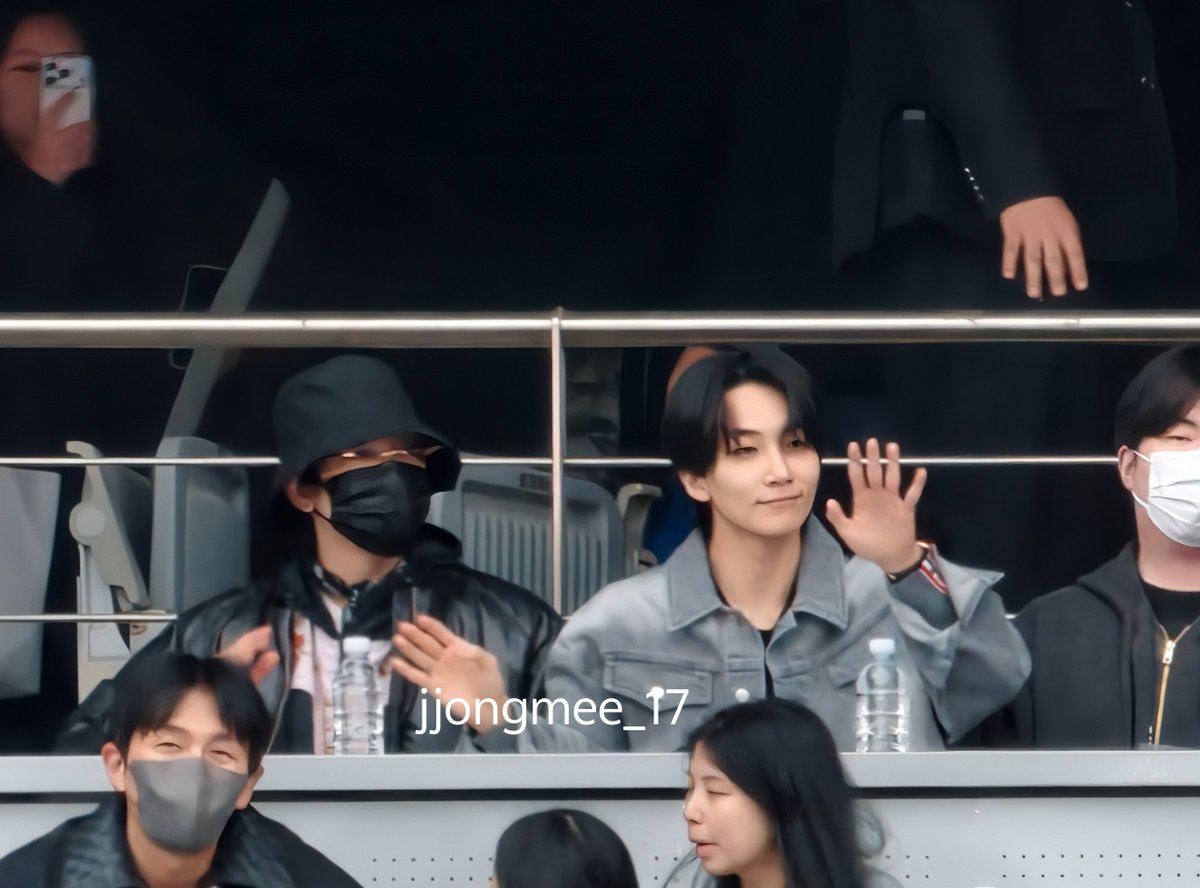 NEW_ Encore in Incheon D2

Jeonghan Wonwoo are heree 😭😭

#SEVENTEEN