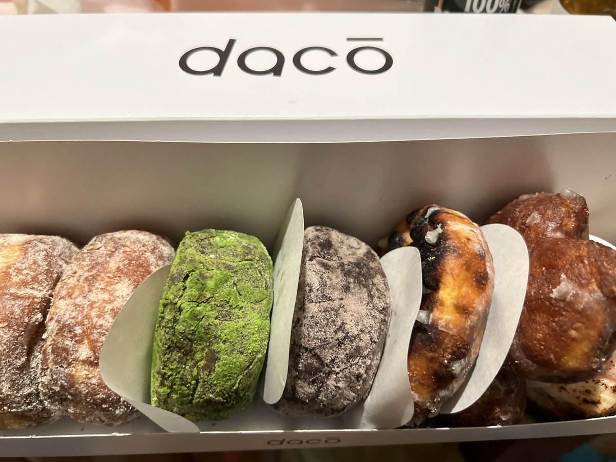 スース tweet media