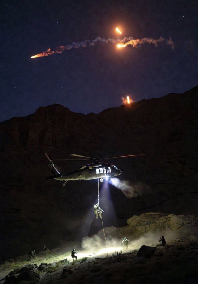 روژین tweet media