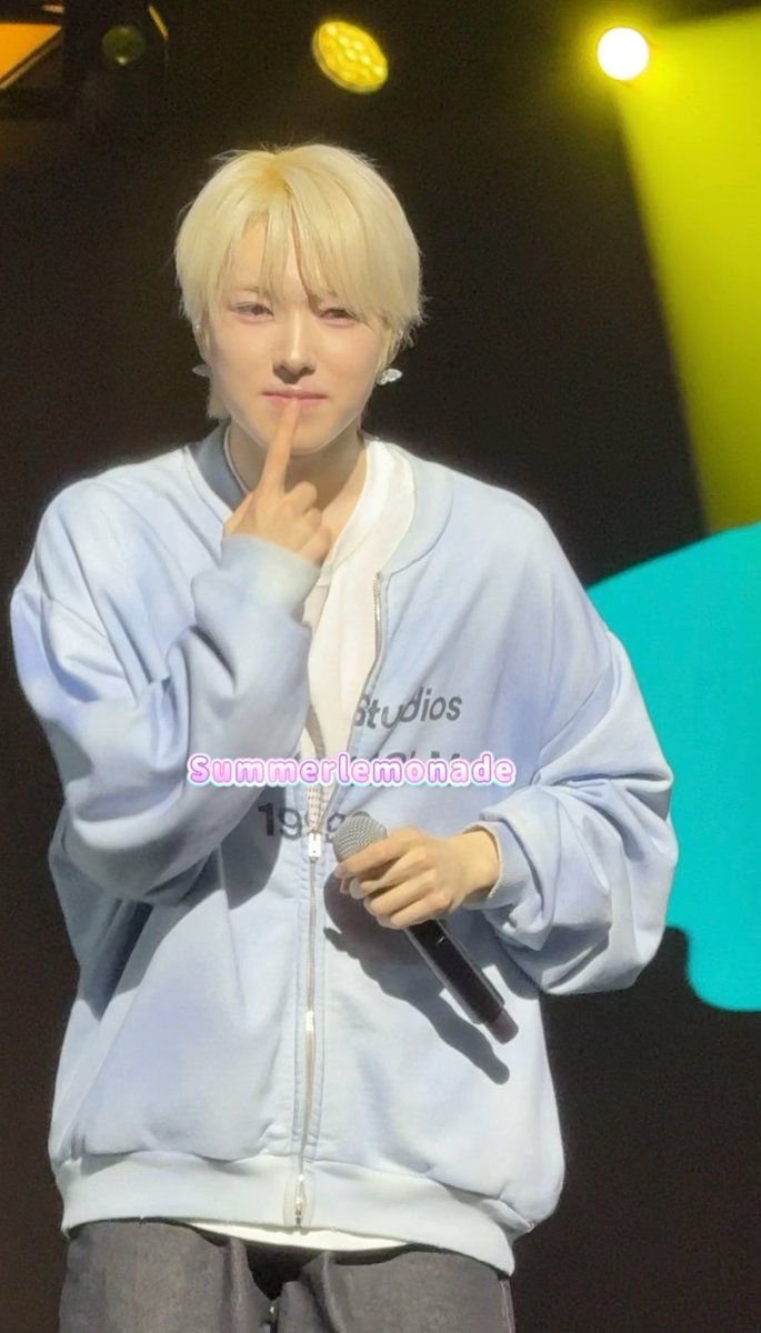 โลมากับหนมปัง🐬🥐💗 tweet media