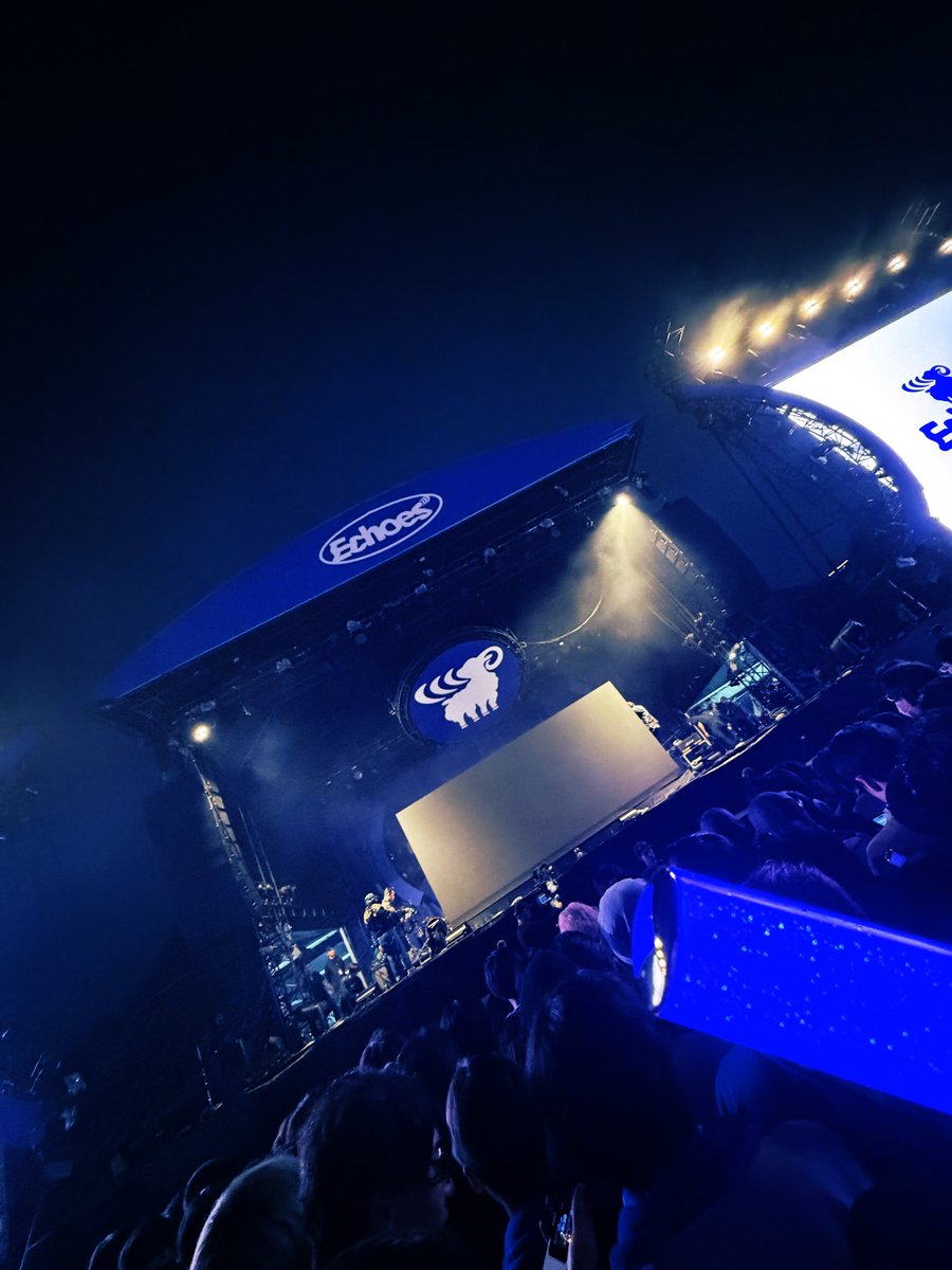 追突太郎 tweet media