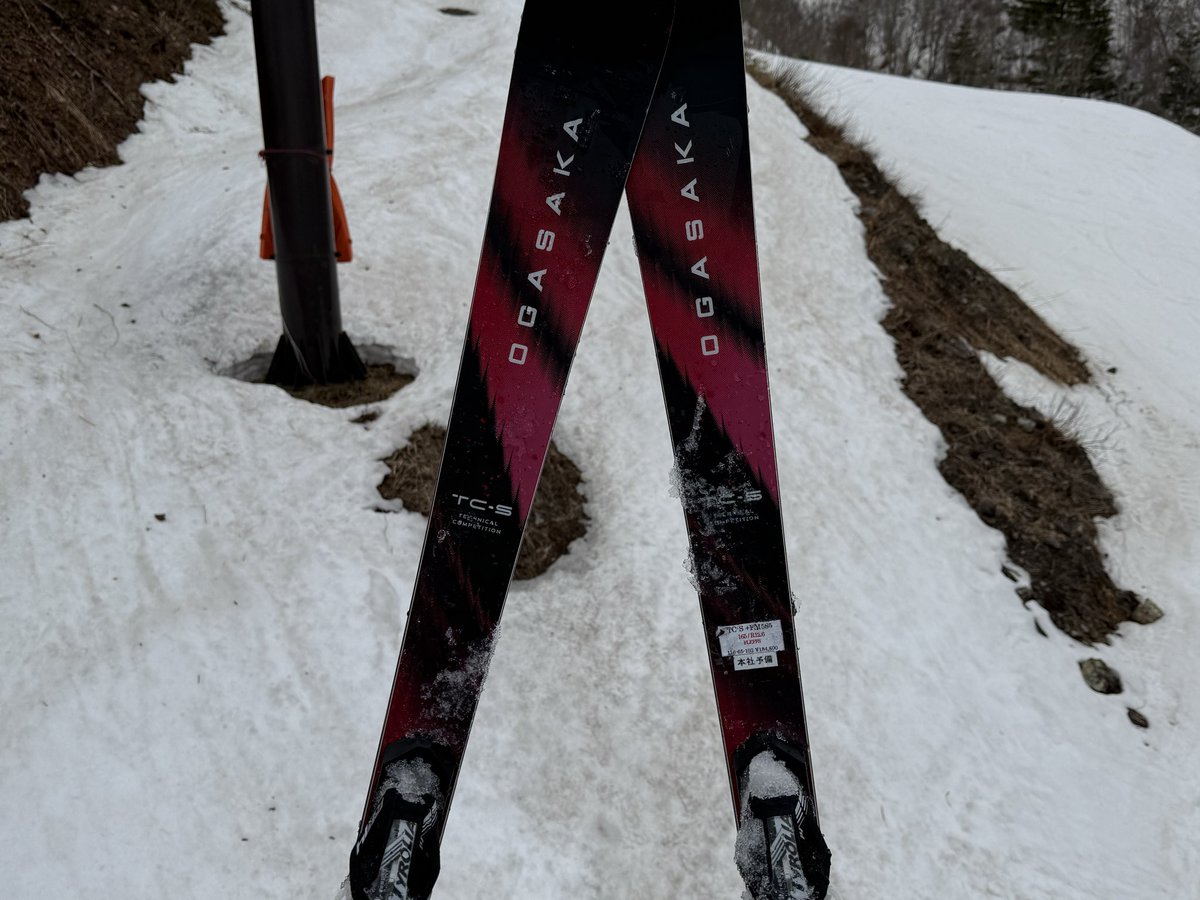 えもにゅー tweet media